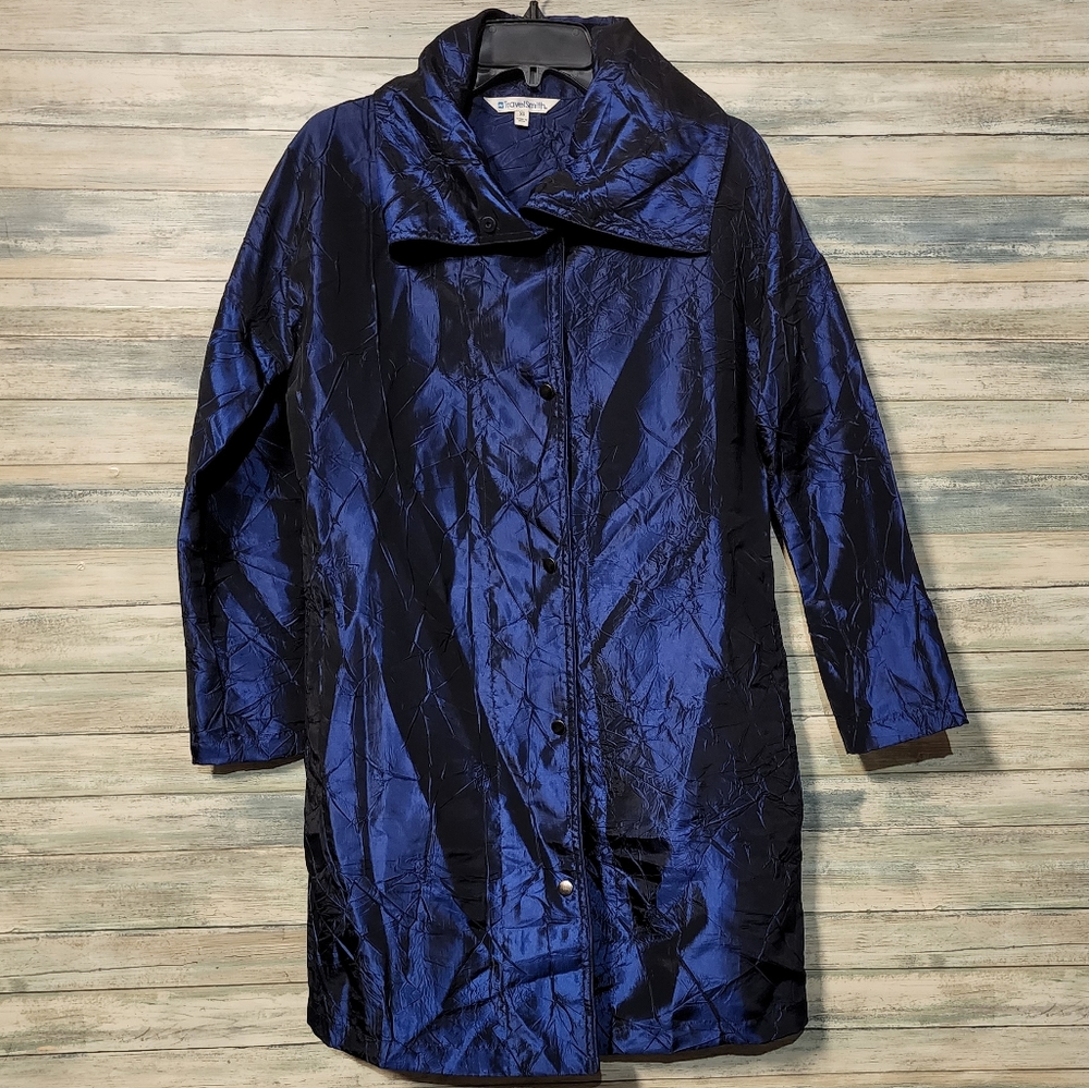 TRAVELSMITH RAINCOAT